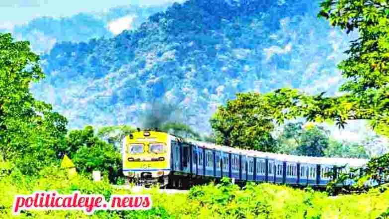 Various trains will run late; #IndianRailway, #RailwauStation,